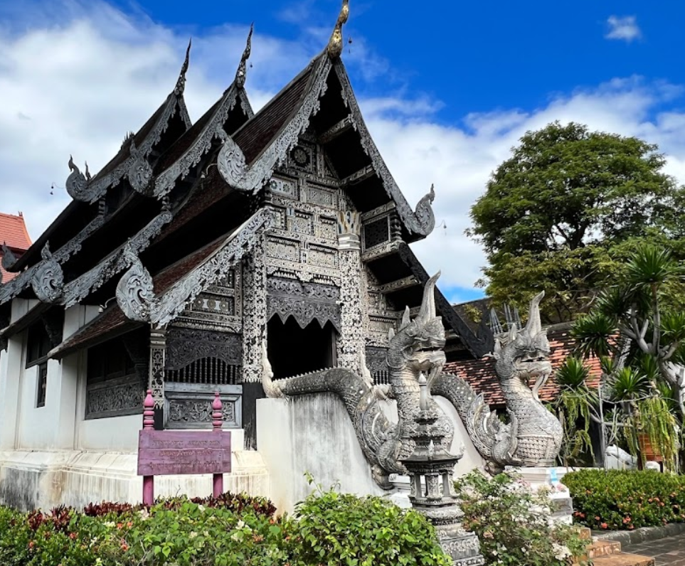 Chiang mai wat chedi luang