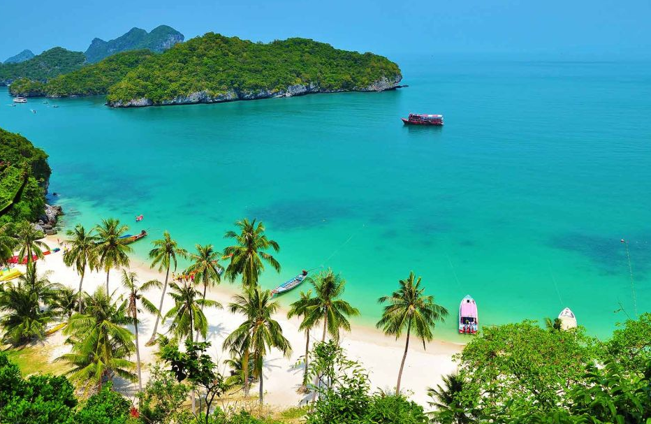 You are currently viewing Découverte du parc national Mu Ko Ang Thong : Un paradis insulaire en Thaïlande