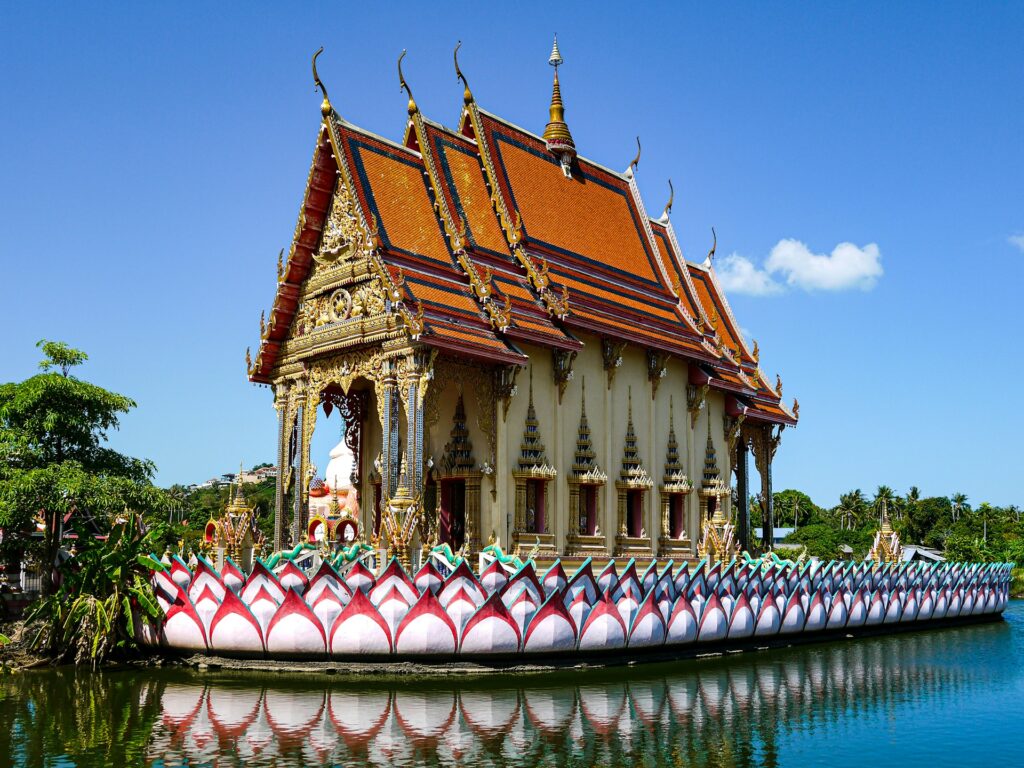 que visiter à koh samui temple