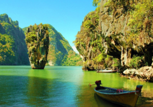 Lire la suite à propos de l’article Phang Nga : Des temples, des plages et des lagons magnifiques vous attendent en Thaïlande