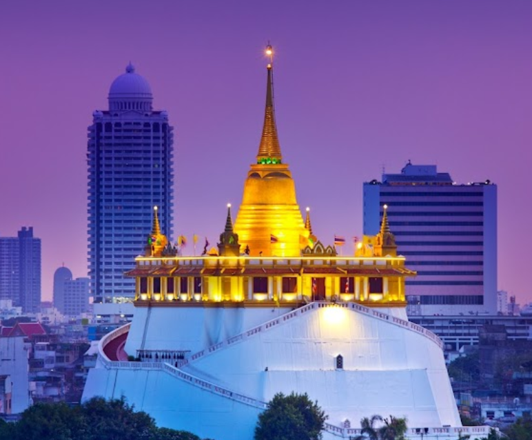 Le Mont d’Or (Golden Mount) bangkok