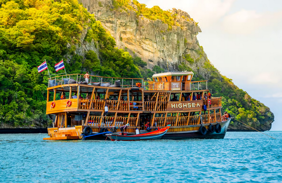 You are currently viewing Ma croisière magique à Mu Ko Ang Thong : Guide pour explorer les 42 îles sans les touristes